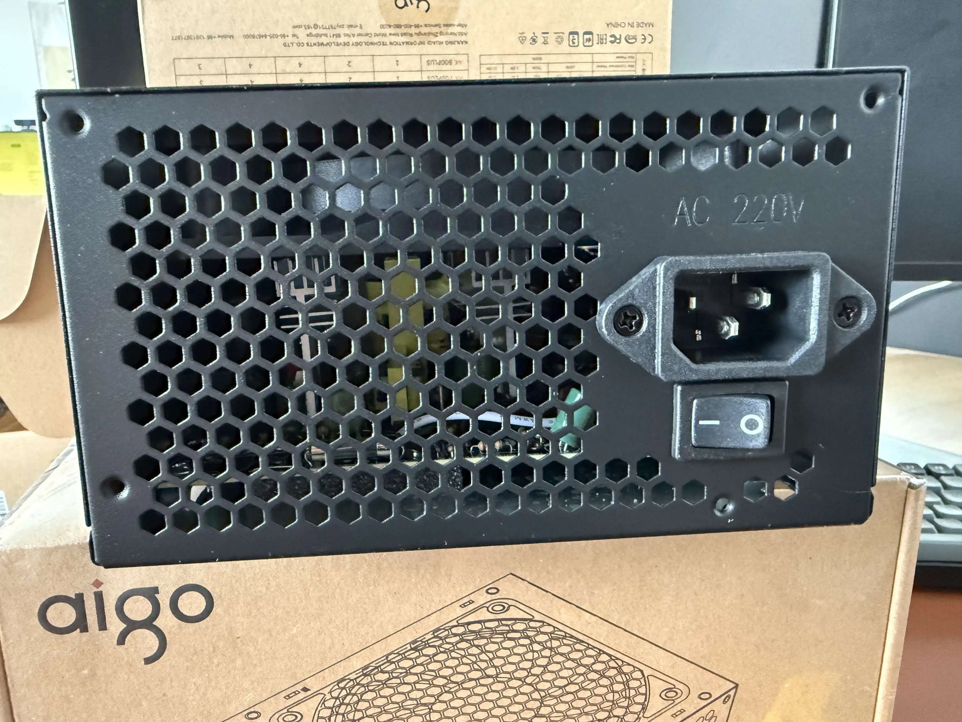 Alimentation PC Gaming Aigo AK 500W–1000W – PSU ATX 220V avec Ventilateur RGB 120mm | Bureau, Gaming & Mining BTC - GoDiscount